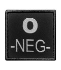 Groupe sanguin O négatif brodé sur tissu noir