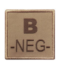 Groupe sanguin B négatif brodé sur tissu tan