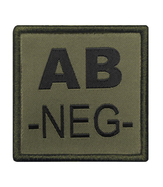 Groupe sanguin AB négatif brodé sur tissu vert olive